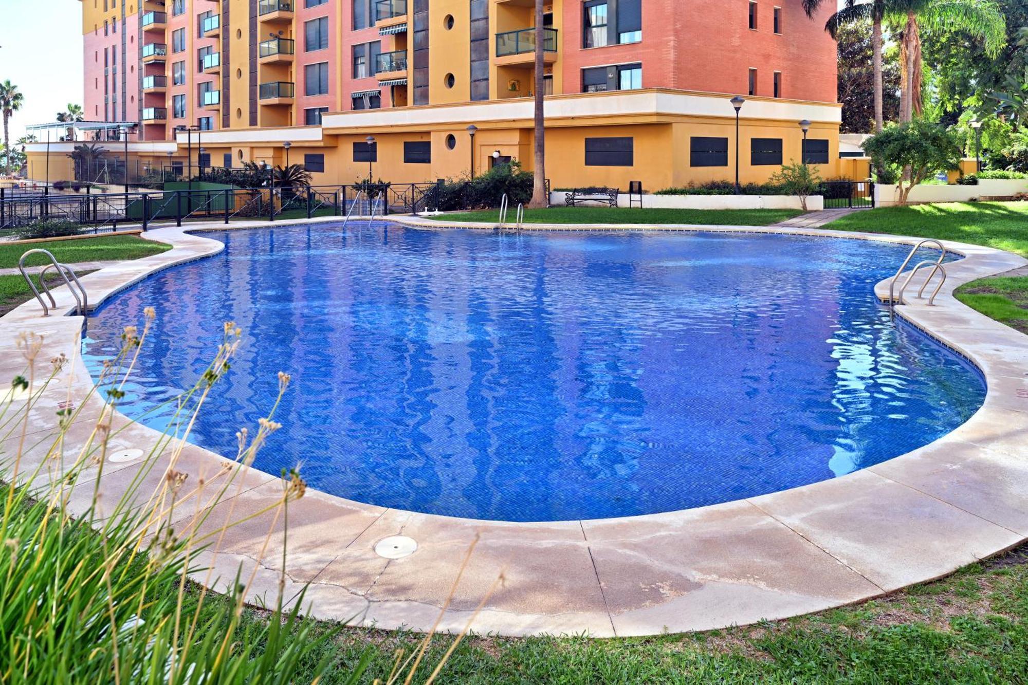 Love Rent4 Malaga Playa Del Bajondillo Torremolinos Bagian luar foto